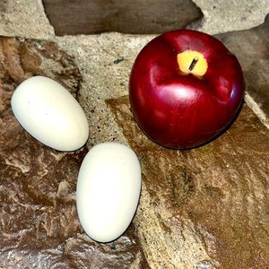 Realistic Apple and 2 Eggs